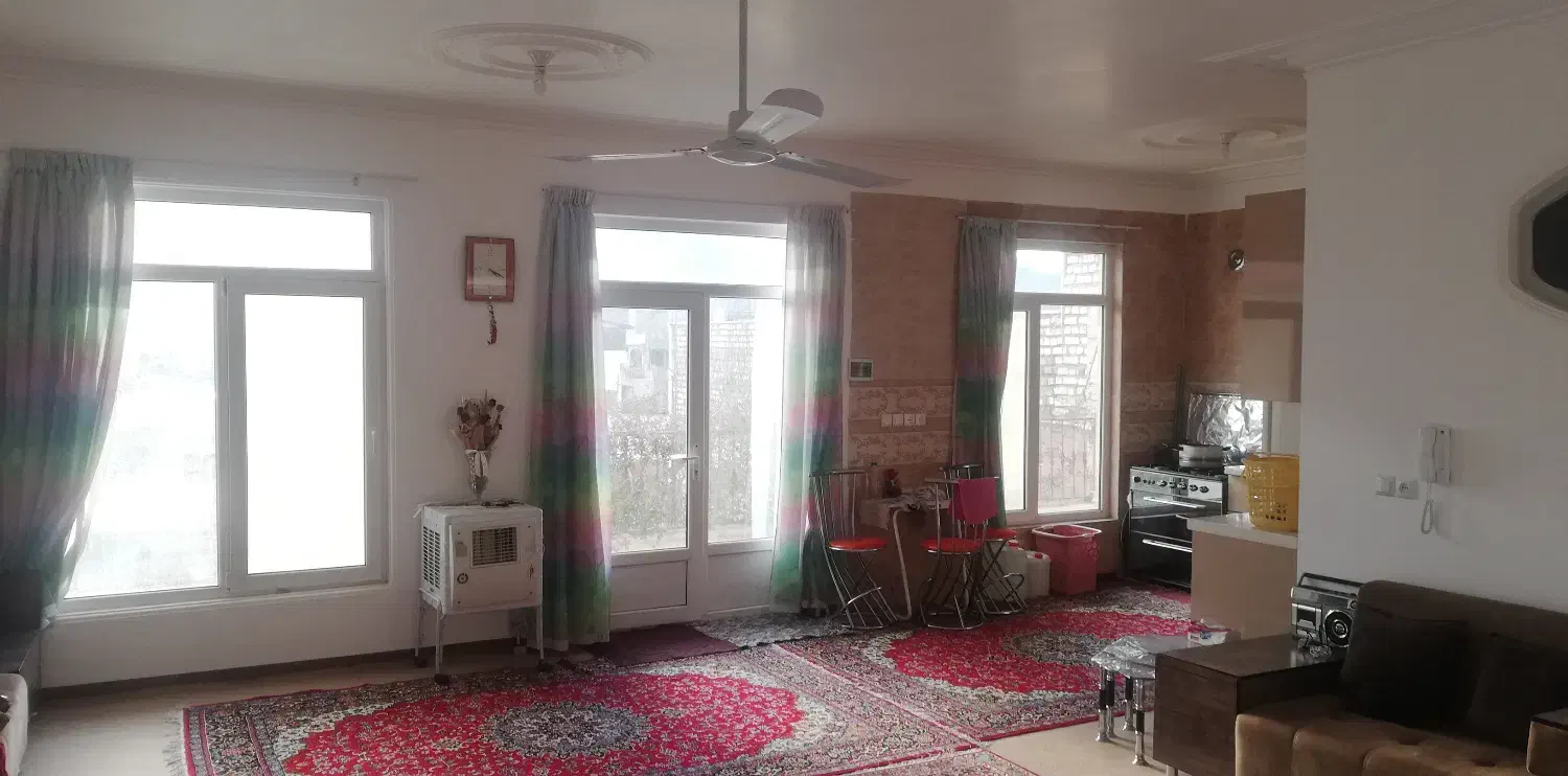 خانه باغ ۲۰۰ متری فردو فروش فوری|فروش خانه و ویلا|قم, صفائیه|دیوار