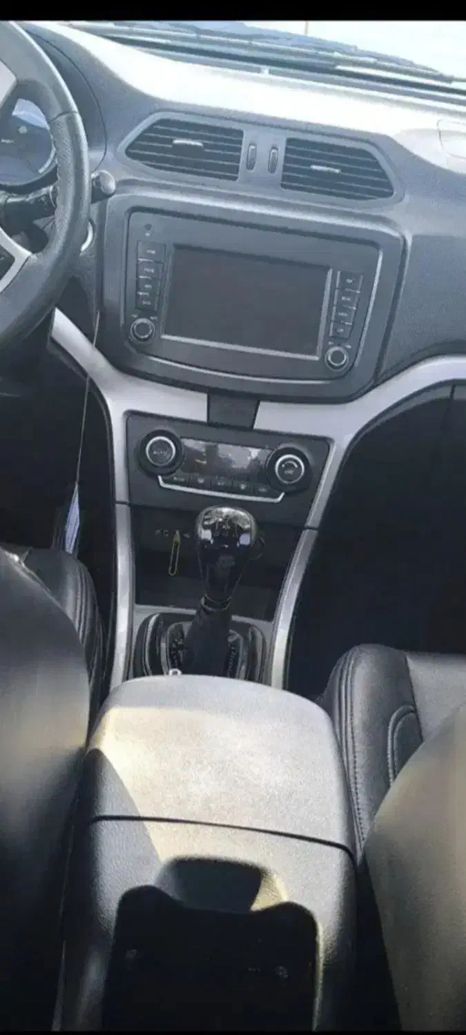 شاهینGLبدون سانروف1404خشک...|خودرو سواری و وانت|زاهدان, |دیوار