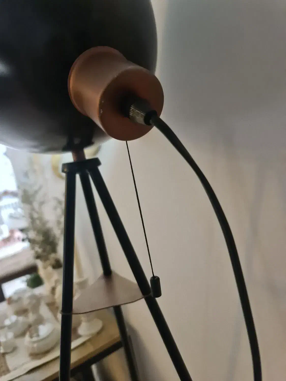 اباژور مدل نورافکن وارداتی مشکی رزگلد|چراغ خواب و آباژور|تهران, بوستان چیتگر|دیوار