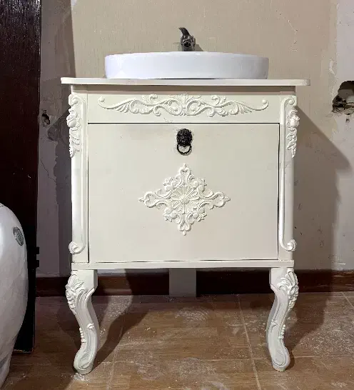 کنسول توالت به همراه آینه و توالت فرنگی|لوازم سرویس بهداشتی|قزوین, |دیوار