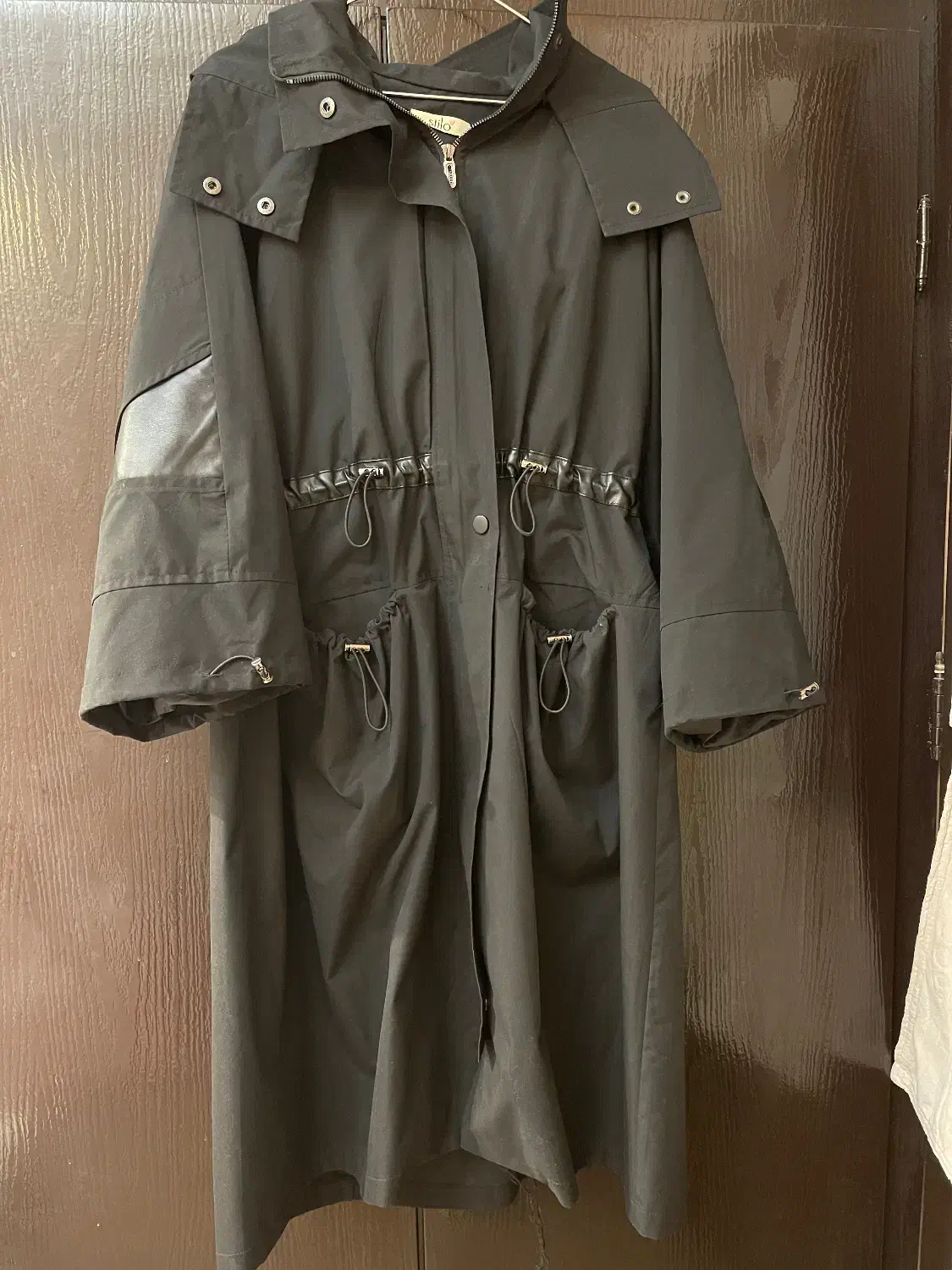 بارانی زنانه|لباس|قم, باجک یک|دیوار