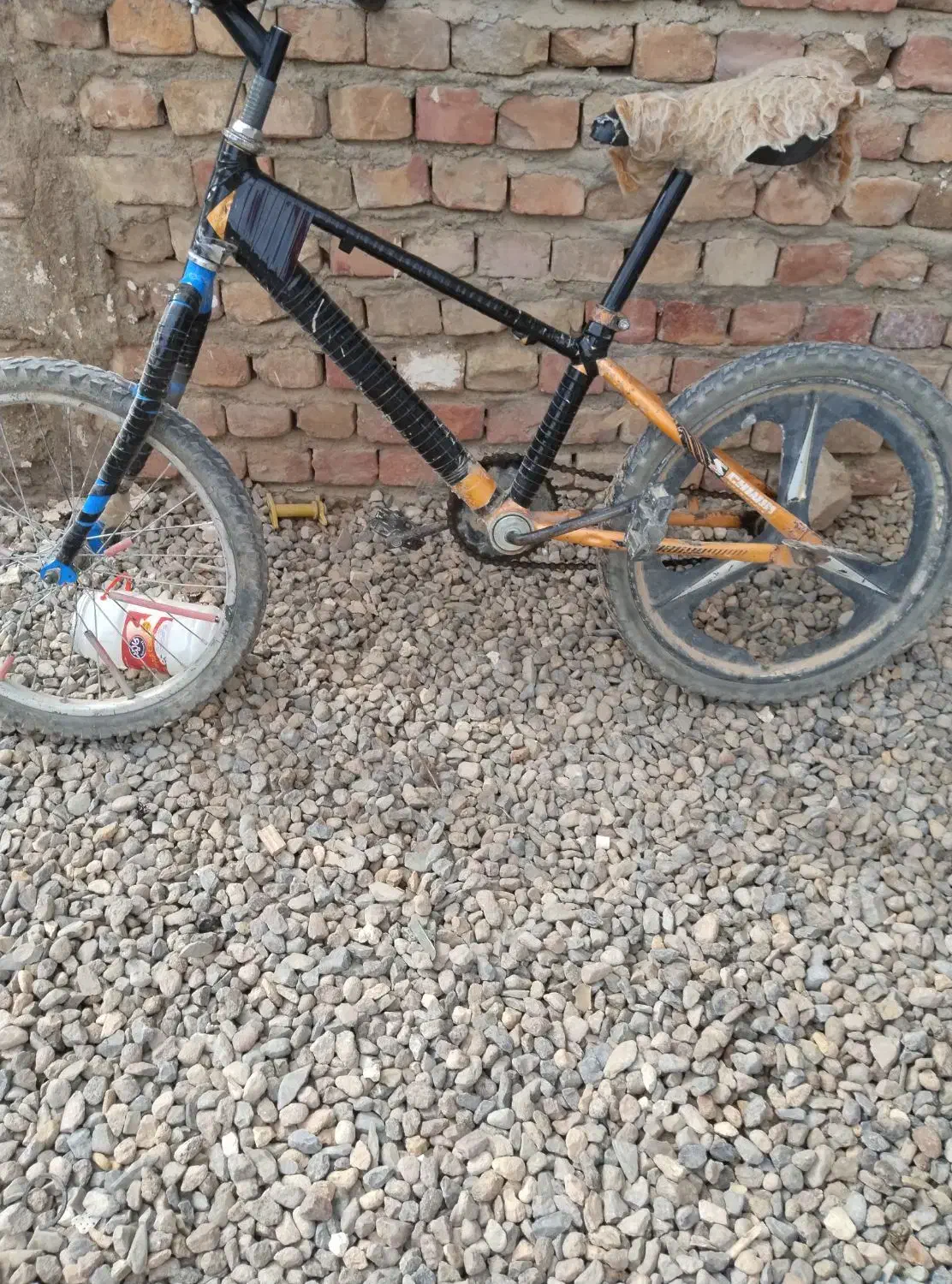 دوچرخه 20|دوچرخه، اسکیت، اسکوتر|خاش, |دیوار