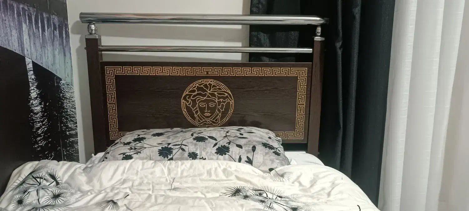 تخت مدل  VERSACE|تخت و سرویس خواب|کرج, شهرک ولیعصر|دیوار