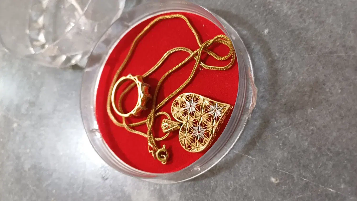 طلا بدونه کارکرده زنجیر و پلاک و انگشتر|جواهرات|بوکان, |دیوار