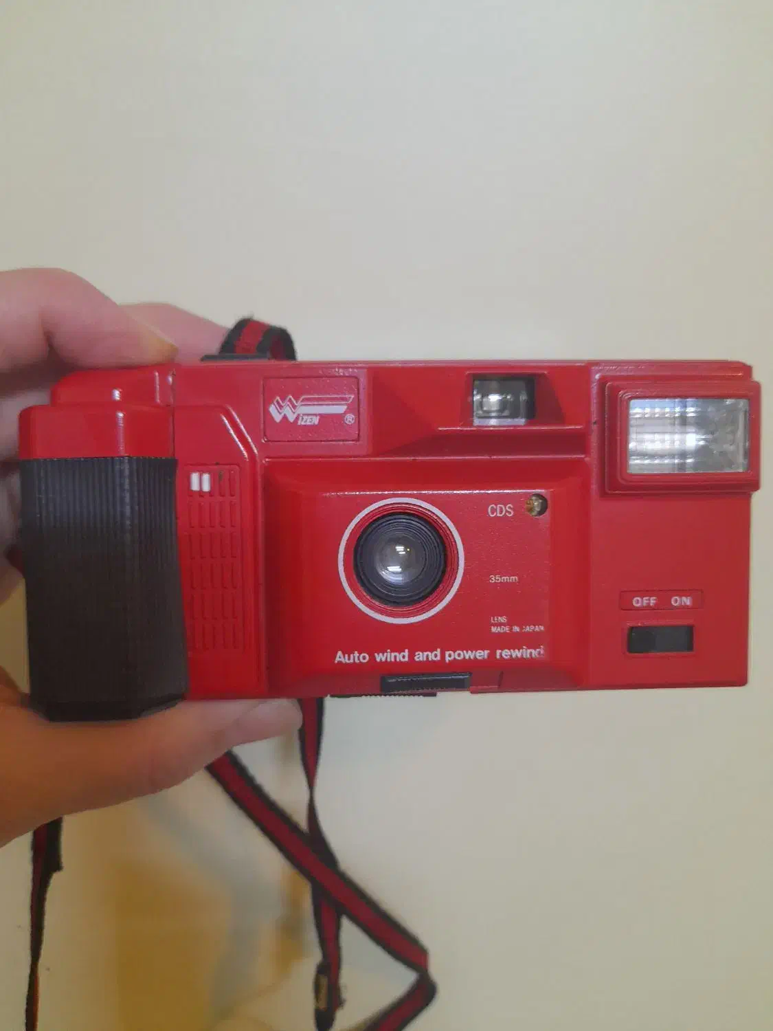 دوربین عکاسی|دوربین عکاسی و فیلمبرداری|پرند, فاز ۵|دیوار