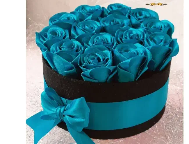 گل روبانی|گل مصنوعی|بم, |دیوار