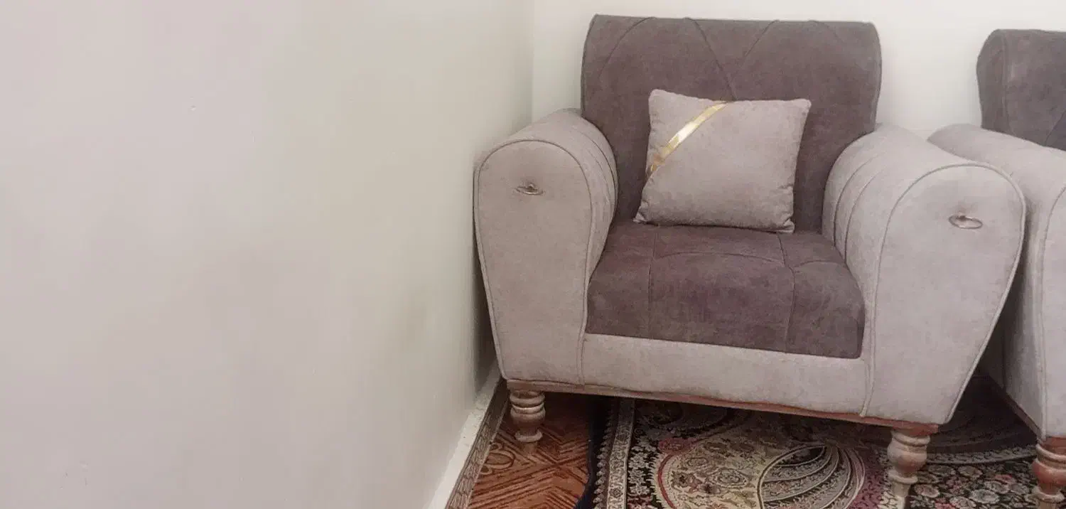 گلشهر خیابان تیس کنار ه مغازه هایپر مارکت آکام|مبلمان خانگی و میز عسلی|چابهار, |دیوار