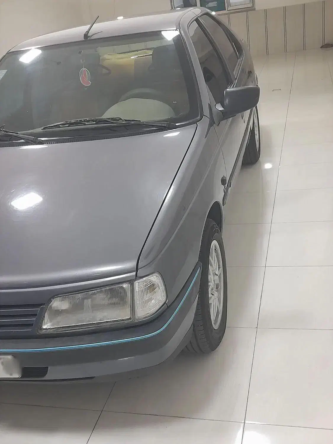 پژو۴۰۵ بدون رنگ|خودرو سواری و وانت|شاهین دژ, |دیوار