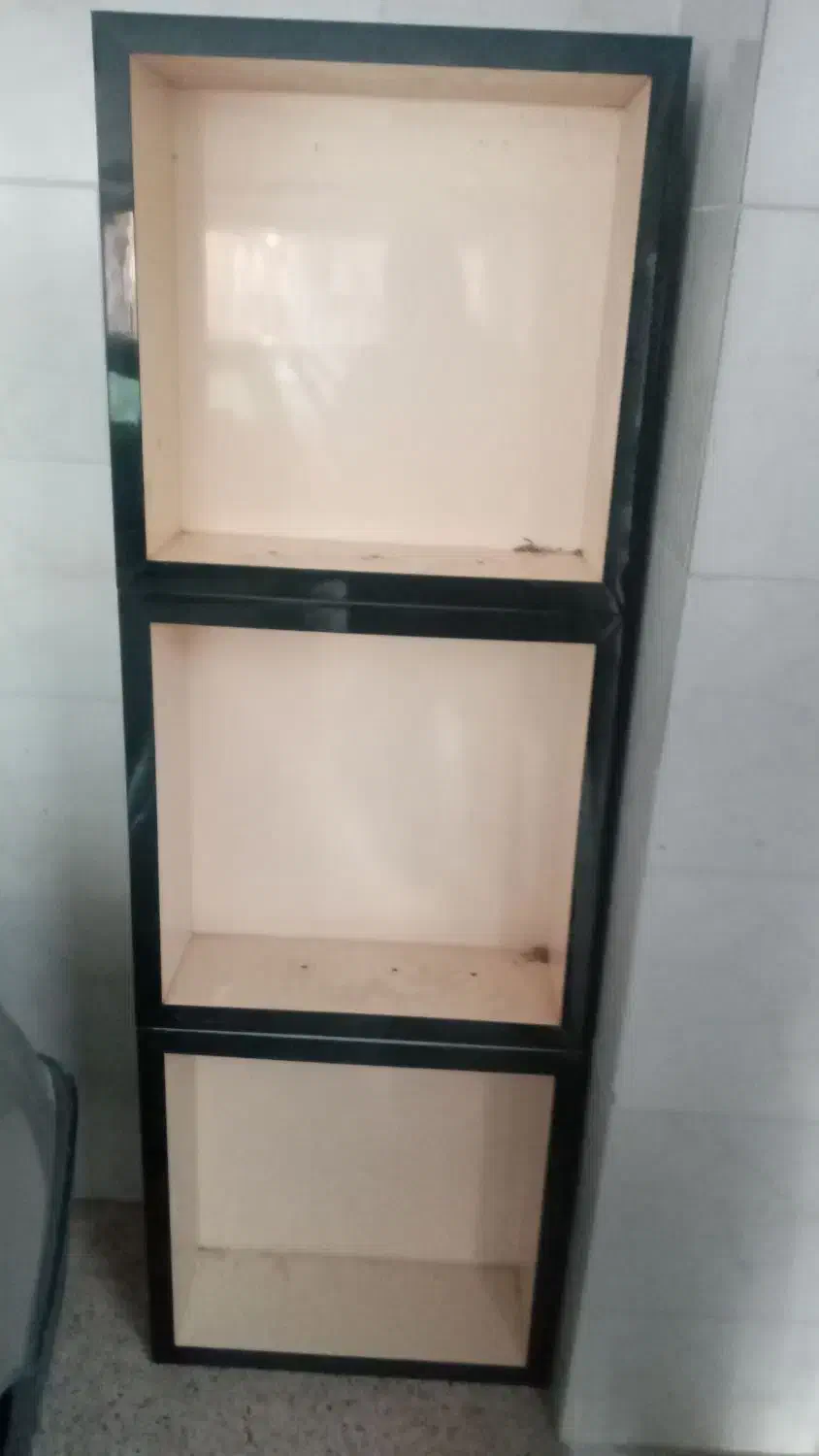 ویترین کاملا سالم|بوفه، ویترین، کنسول|اردبیل, |دیوار