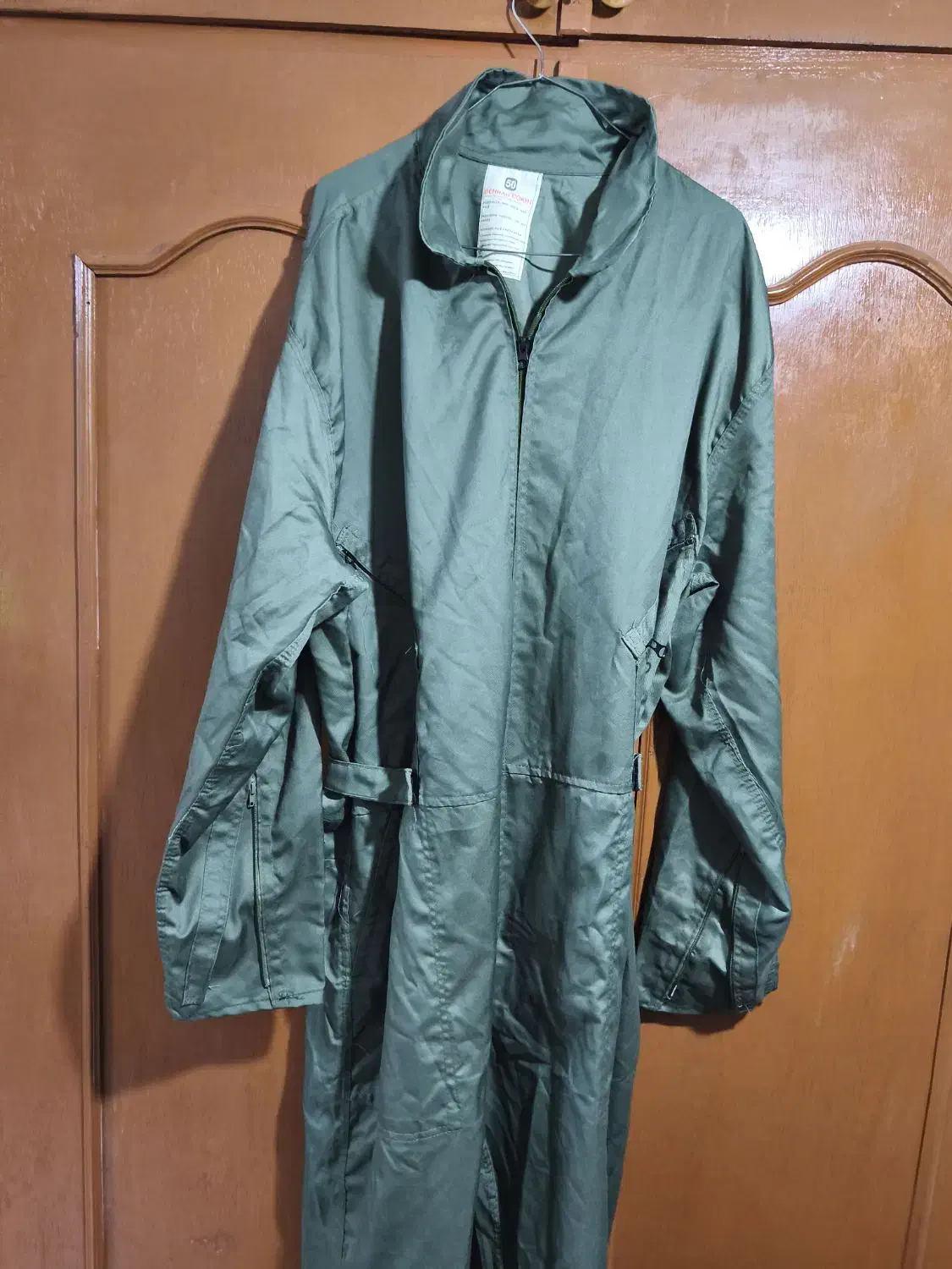 لباس کار یکسره خلبانی نو سایز 50|لباس|رشت, باهنر|دیوار