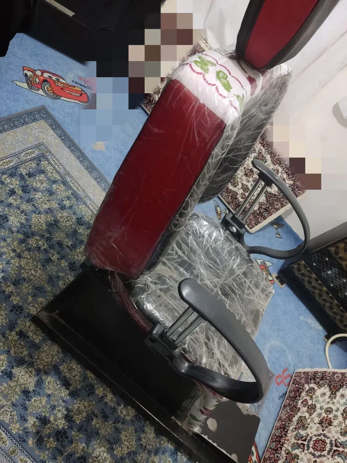 سندلی آرایشگاە ترح برقی|آرایشگاه و سالن‌های زیبایی|سنندج, |دیوار