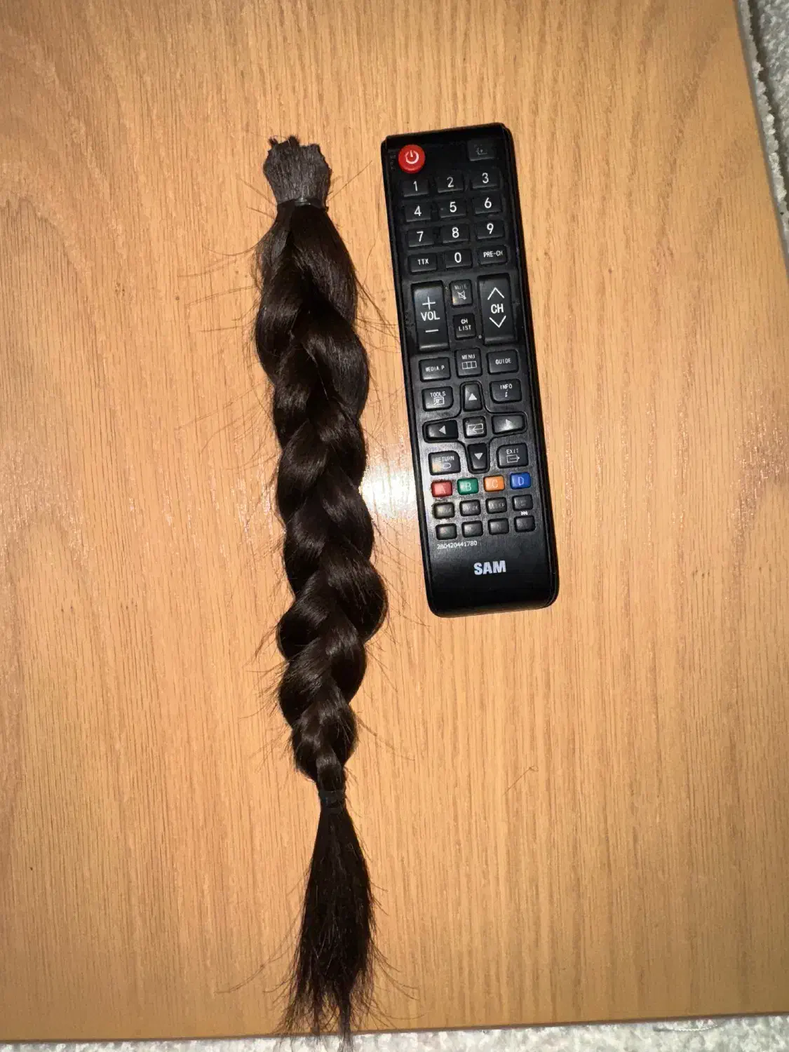 ۳۰ سانت مو طبیعی|آرایشگاه و سالن‌های زیبایی|مشهد, یاس|دیوار