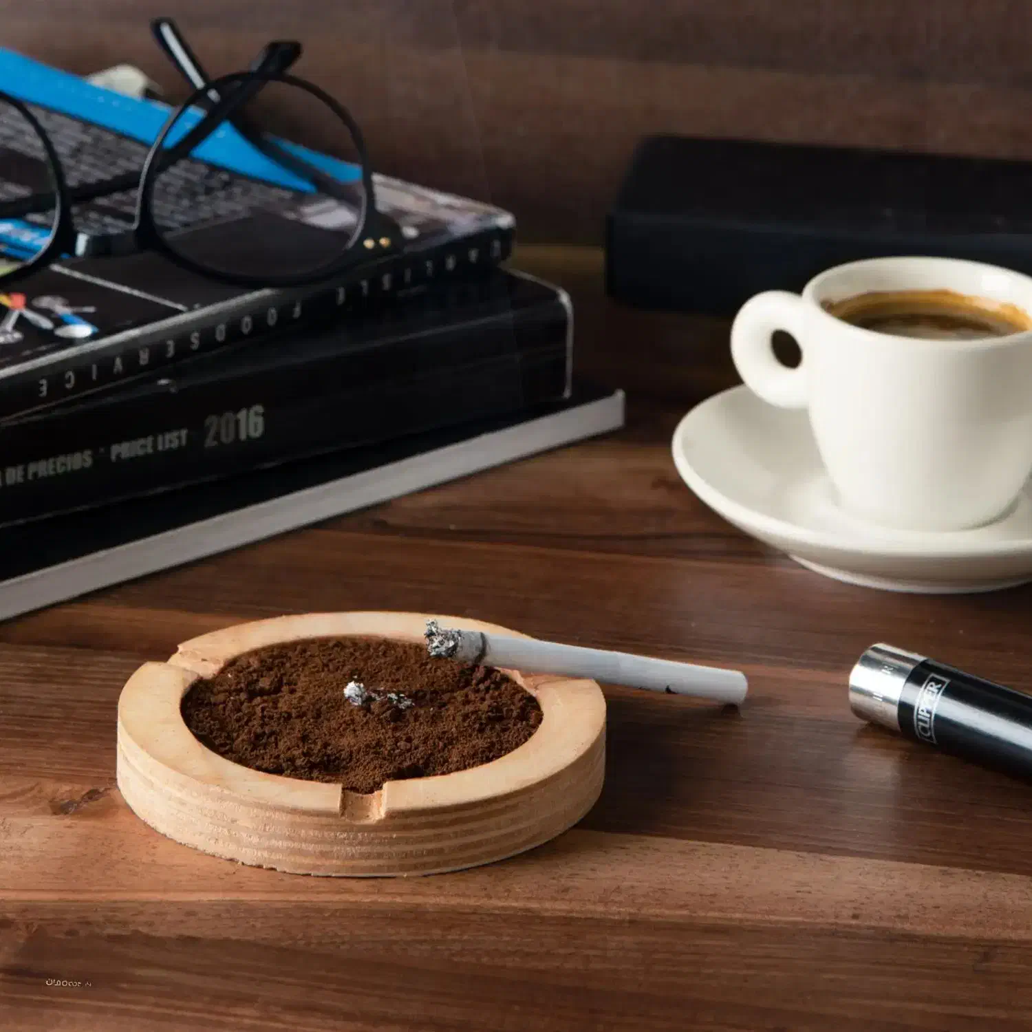 زیر سیگاری|کلکسیون و سرگرمی|رشت, فرزانه|دیوار