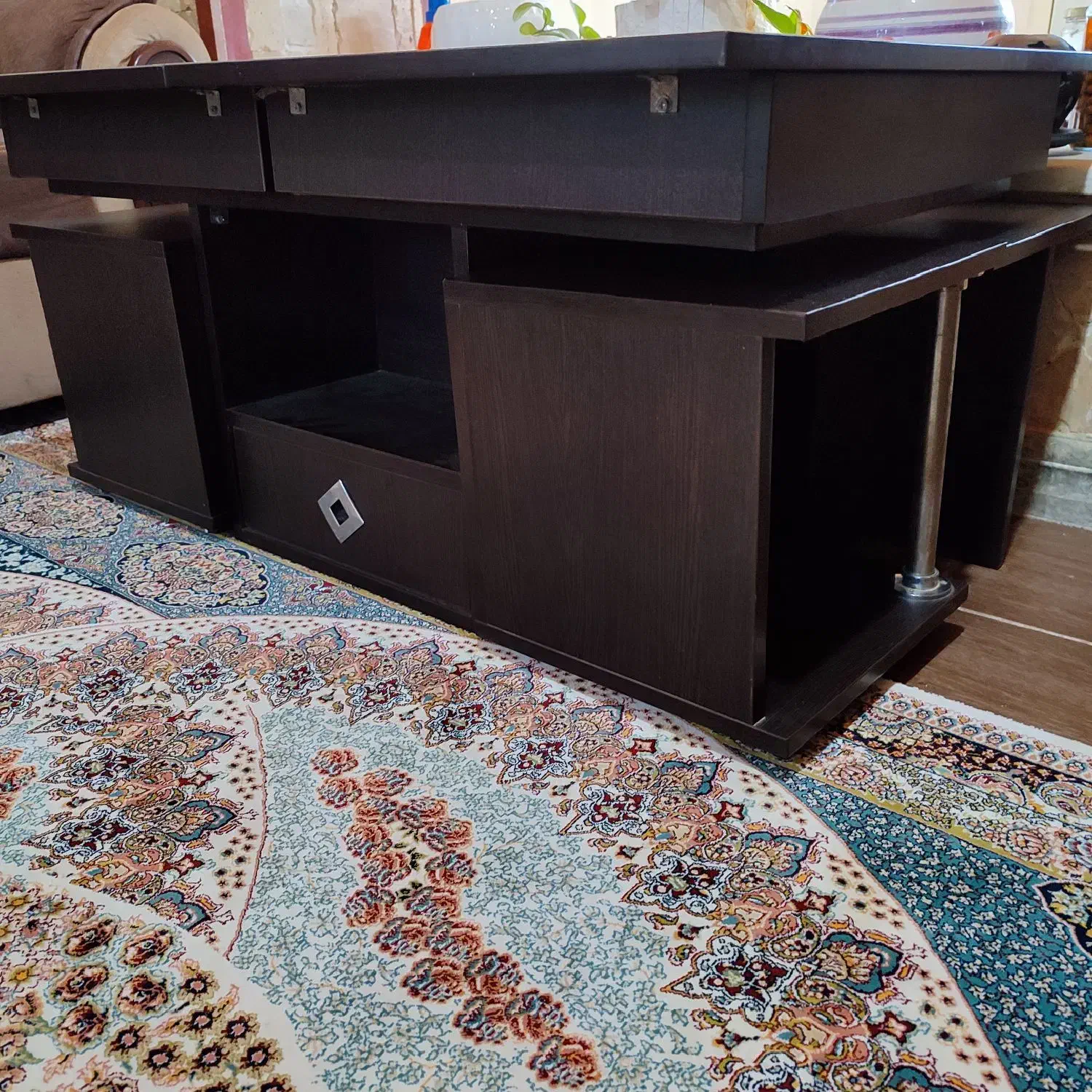 میز جلو مبلی همراه با چهار میز عسلی|مبلمان خانگی و میز عسلی|چالوس, |دیوار