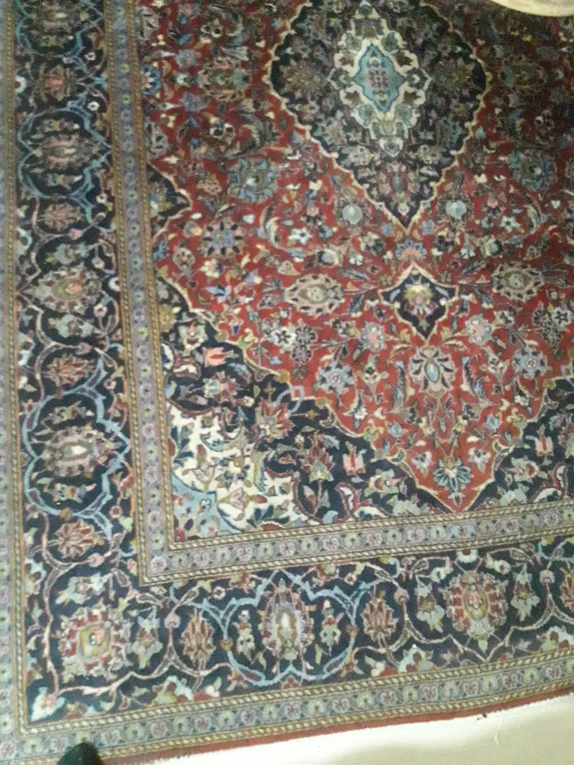 تعدادی فرش دستبافت بفروش میرسد|فرش|تهران, علم و صنعت|دیوار