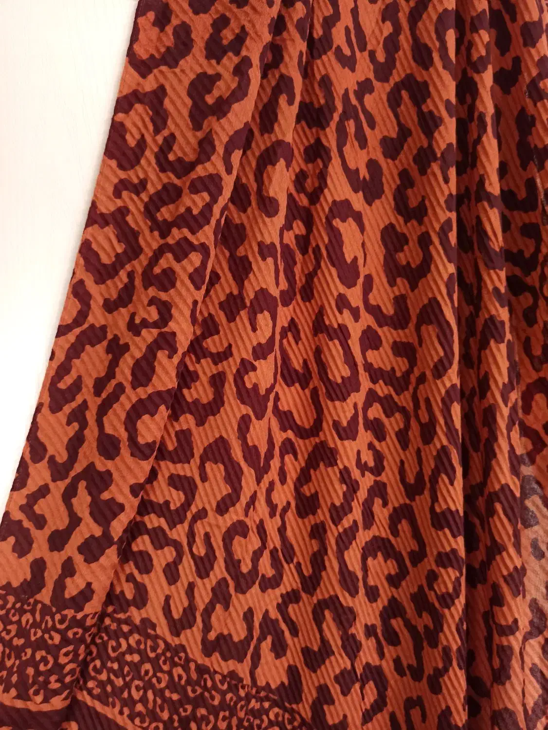 شال پاییزه پلیسه طرح پلنگی|لباس|تهران, میرداماد|دیوار