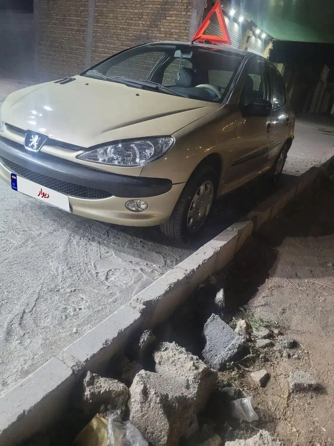 پژو۲۰۶ مدل ۸۵|خودرو سواری و وانت|کرمان, |دیوار