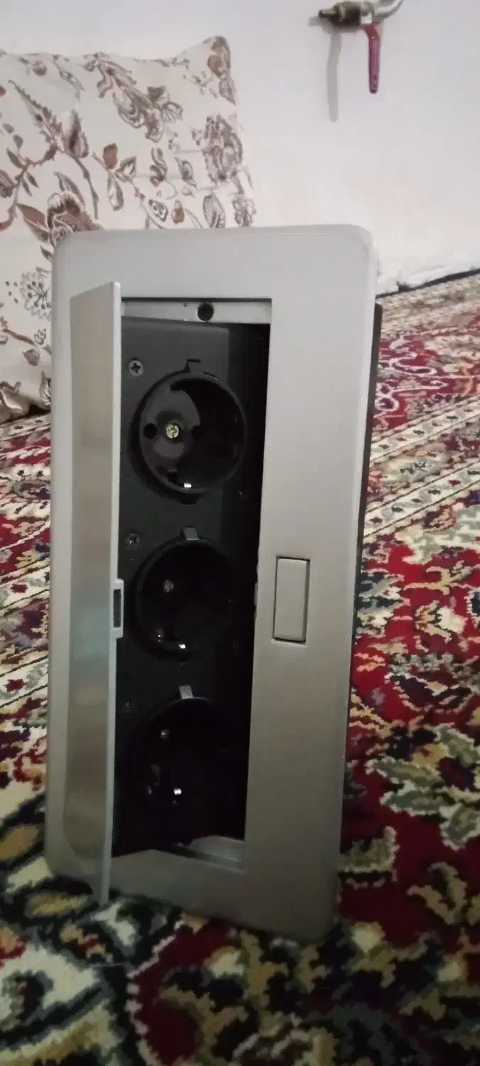 پریز تو کار|عمده‌فروشی|تربت جام, میان جام|دیوار