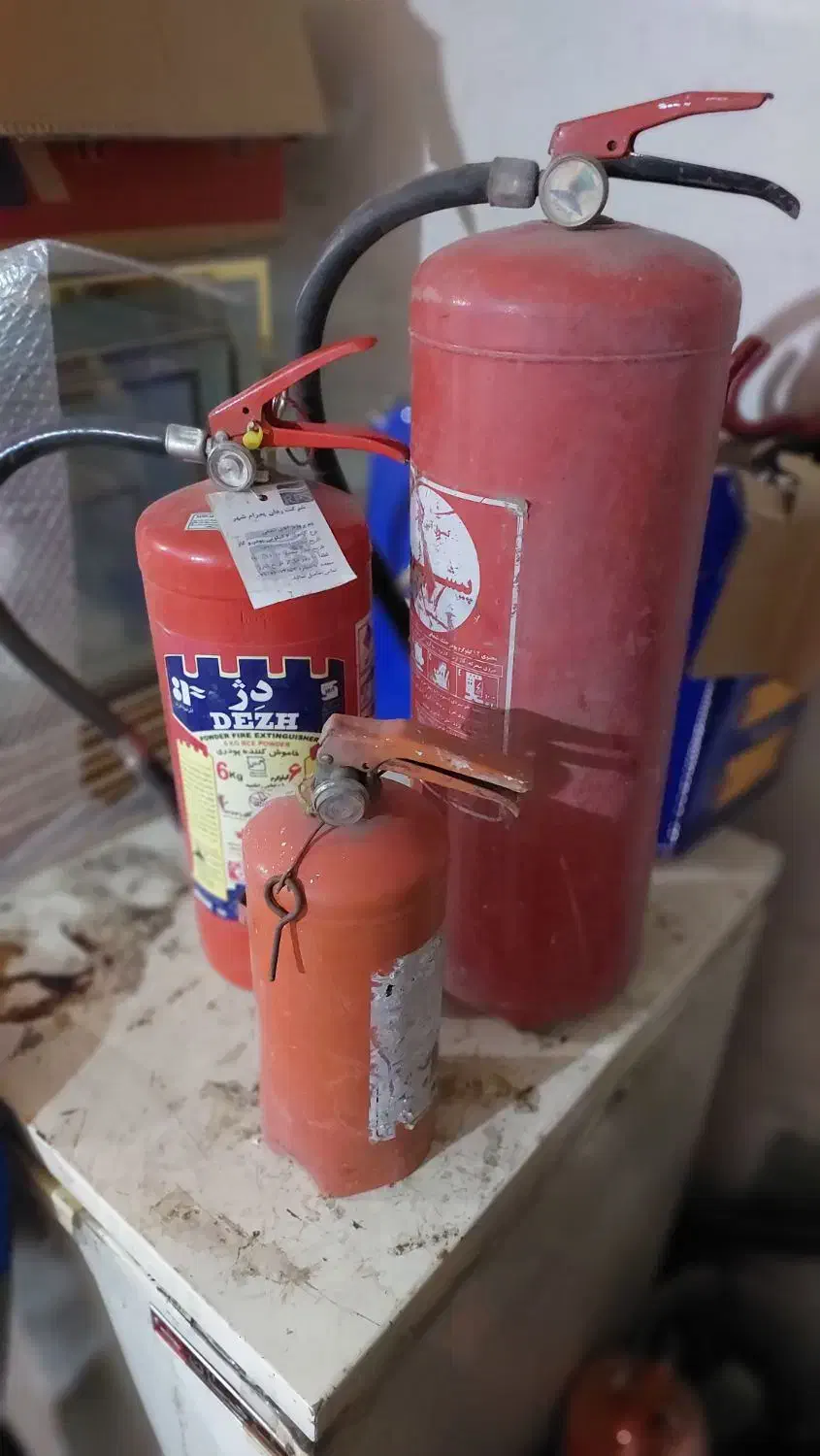کپسول آتش نشانی ۶ کیلویی پودر و گاز|ابزارآلات|ری, دیلمان|دیوار