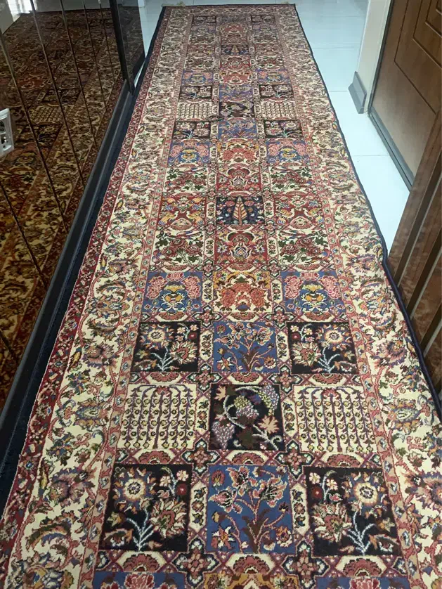 کناره فرش، کاملا سالم بدون سوختگی و پارگی|فرش|شاهین‌شهر, خانه کارگر|دیوار