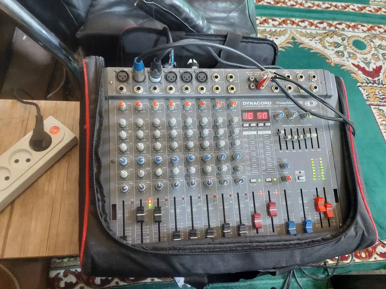 دایناکورد المانی|صوتی و تصویری|مشهد, میعاد (شهرک غرب)|دیوار