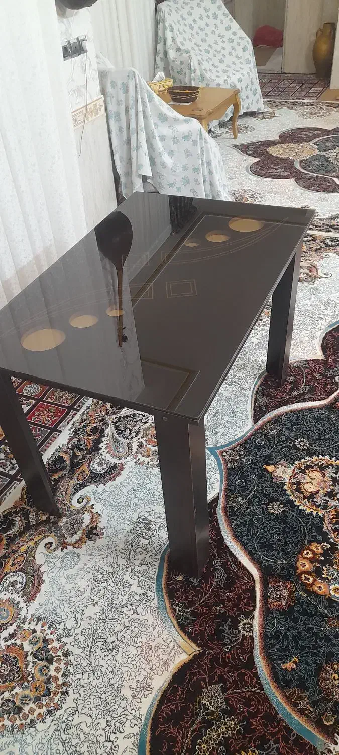 میز|میز و صندلی غذاخوری|قوچان, |دیوار