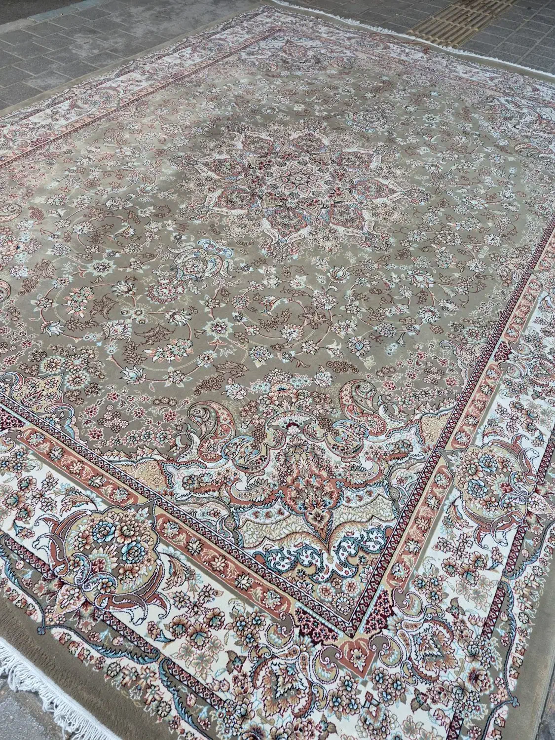 فرش ۷۰۰ شانه پرشین مشهد ۱۲ متری|فرش|نیشابور, امام|دیوار