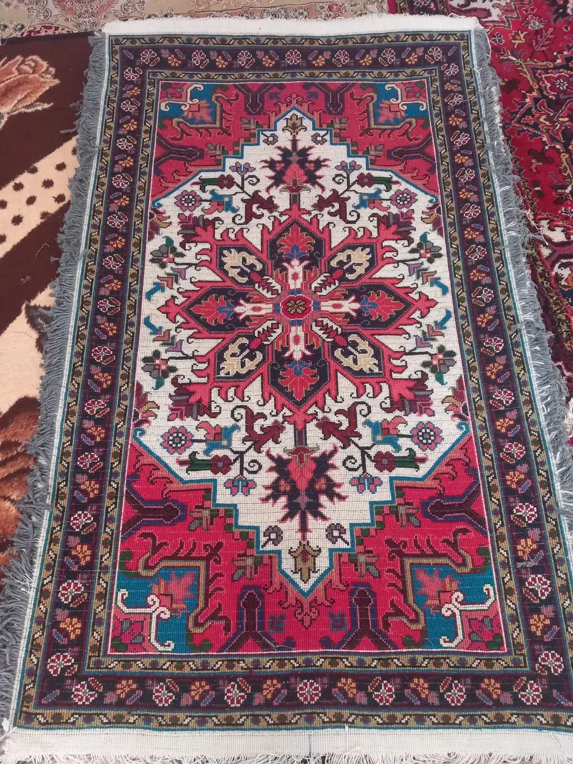 فرش زرنیم تاجری|فرش|بستان آباد, |دیوار