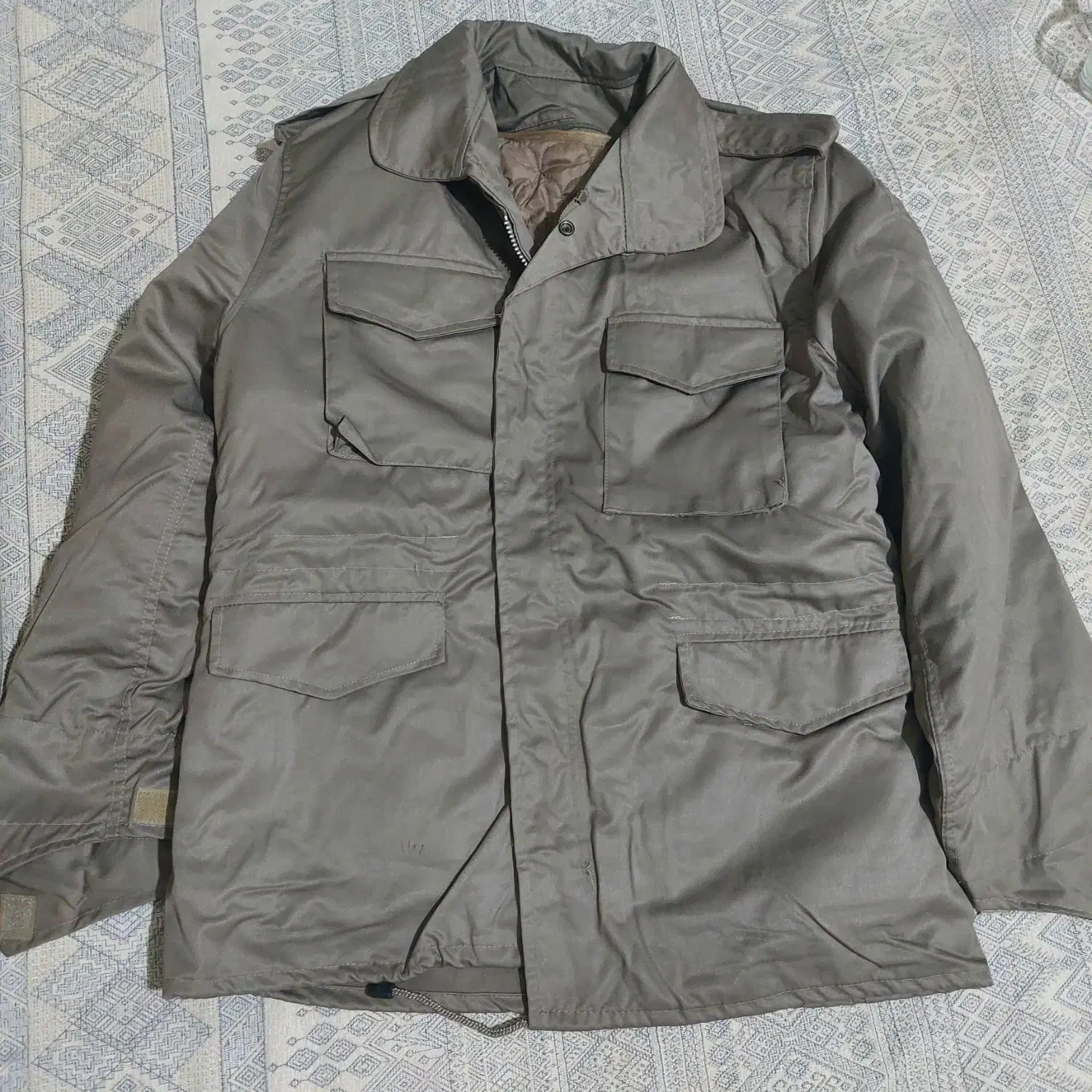 لباس|لباس|عنبرآباد, |دیوار