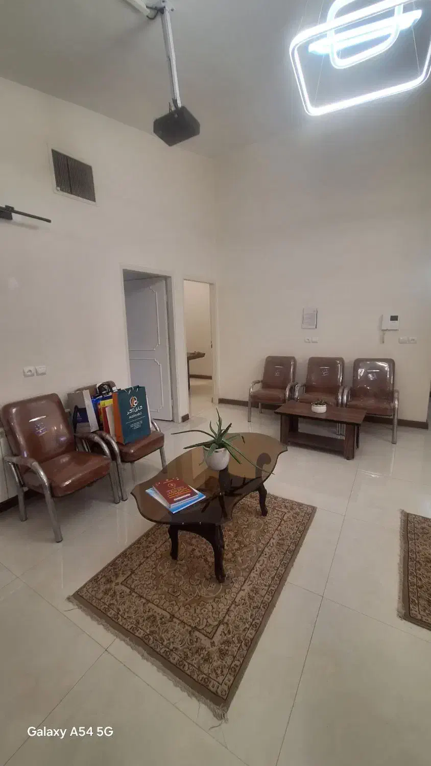 اجاره ویلایی ۳ طبقه فاز ۳ مهرشهر|اجارهٔ خانه و ویلا|کرج, فاز ۳ مهرشهر|دیوار