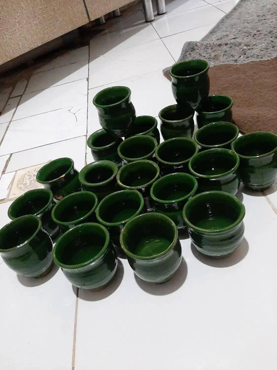 تعداد زیادی ظروف سفالی به فروش میرسد|ظروف سرو و پذیرایی|کرج, حسن آباد|دیوار