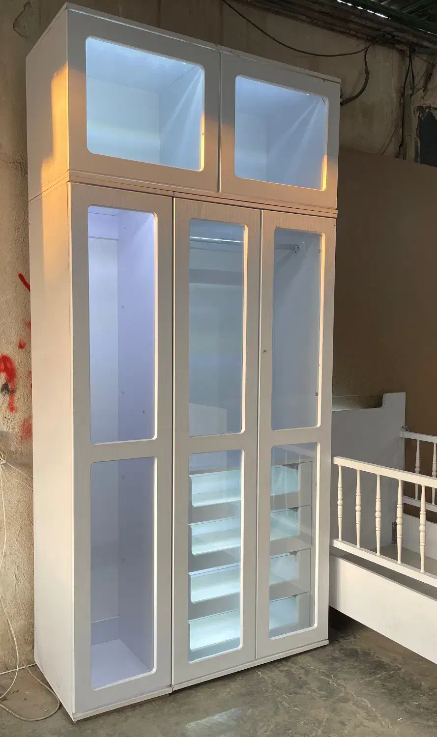 سیمونی مدرن|تخت و صندلی بچه|چهاردانگه (تهران), |دیوار