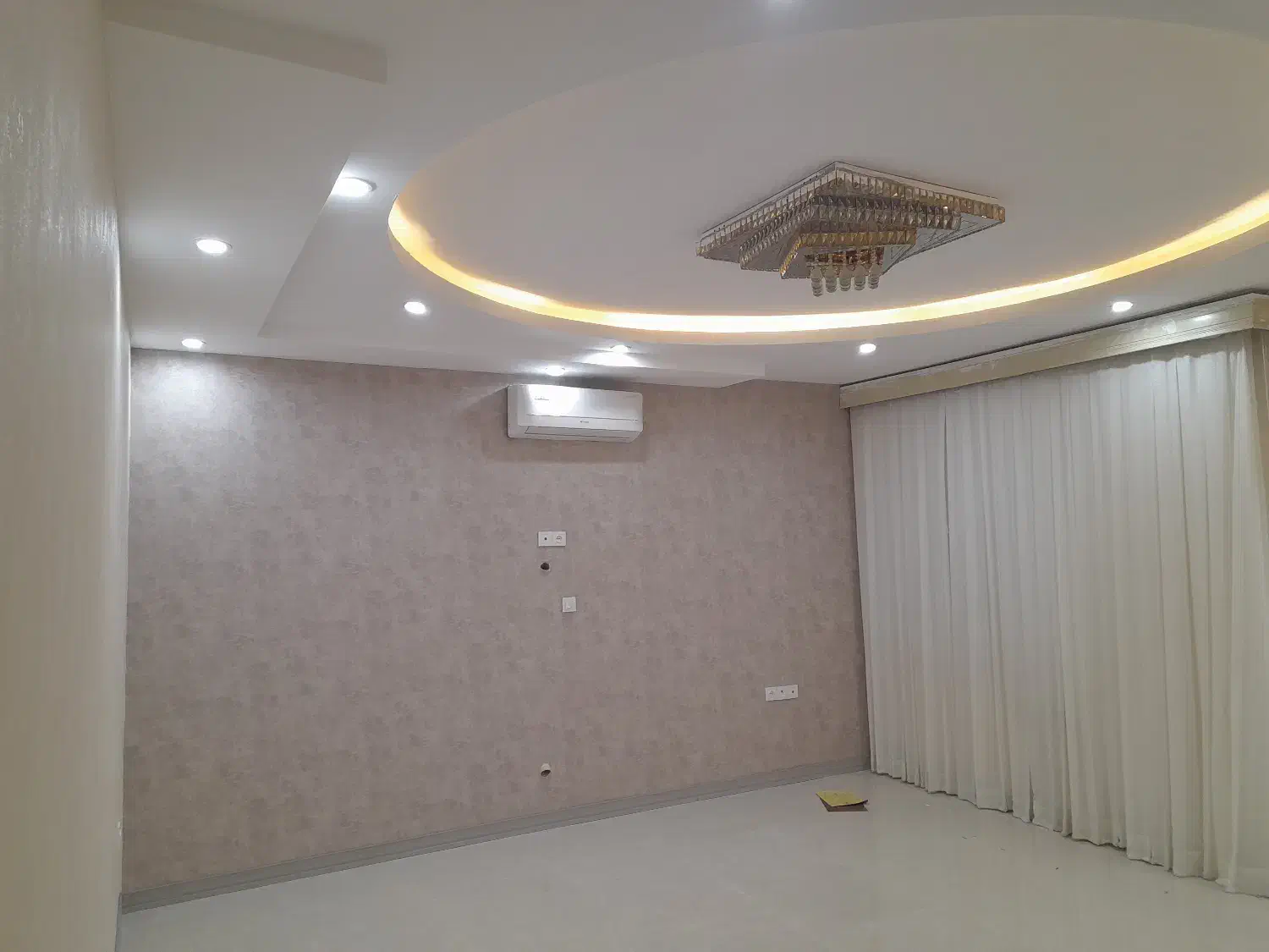 آپارتمان فروشی زمرد رزمندگان|فروش آپارتمان|یزد, |دیوار