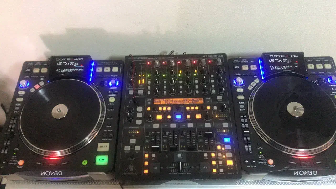 دستگاه دیجی دنون۳۷۰۰بهمراه میکسر۴کانال بهرینگر4000|آلات موسیقی|تهران, افسریه شمالی|دیوار