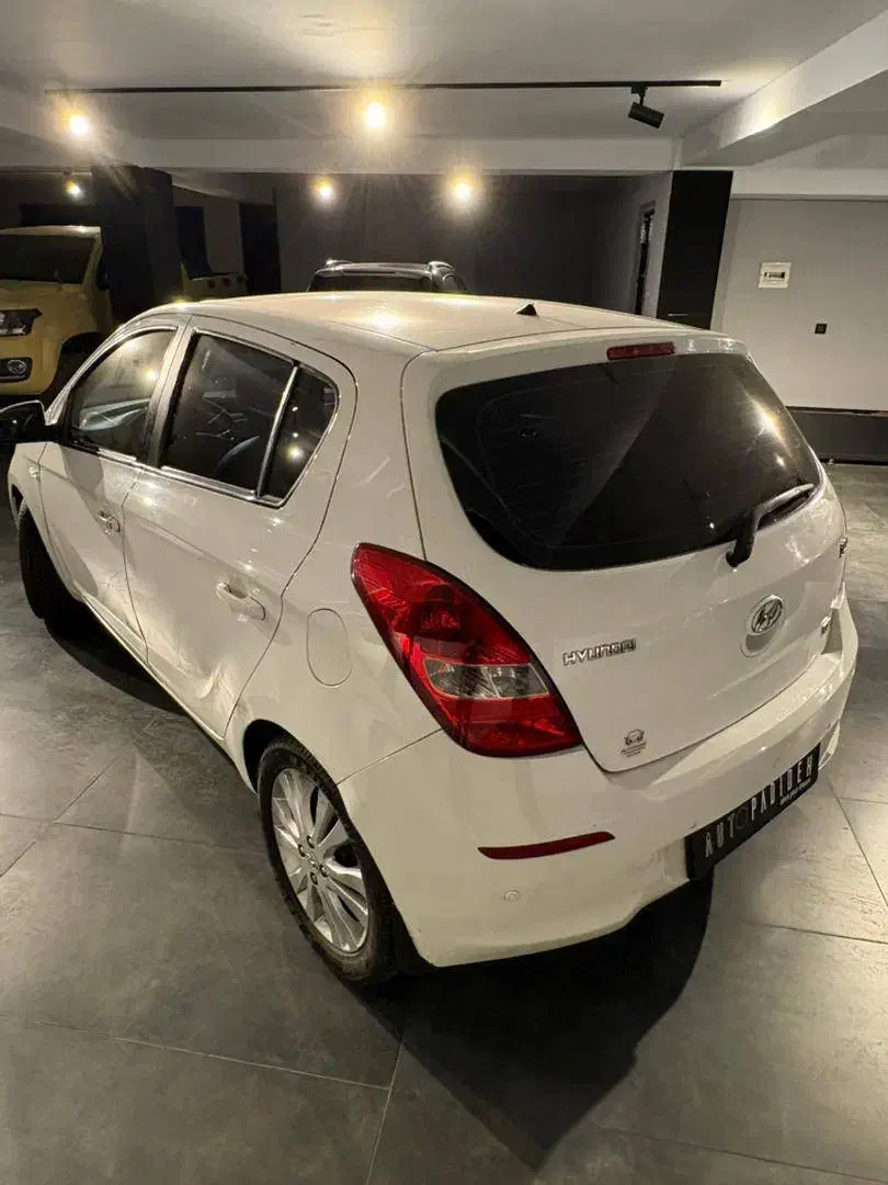 هیوندای i20|خودرو سواری و وانت|تهران, بنیهاشم|دیوار