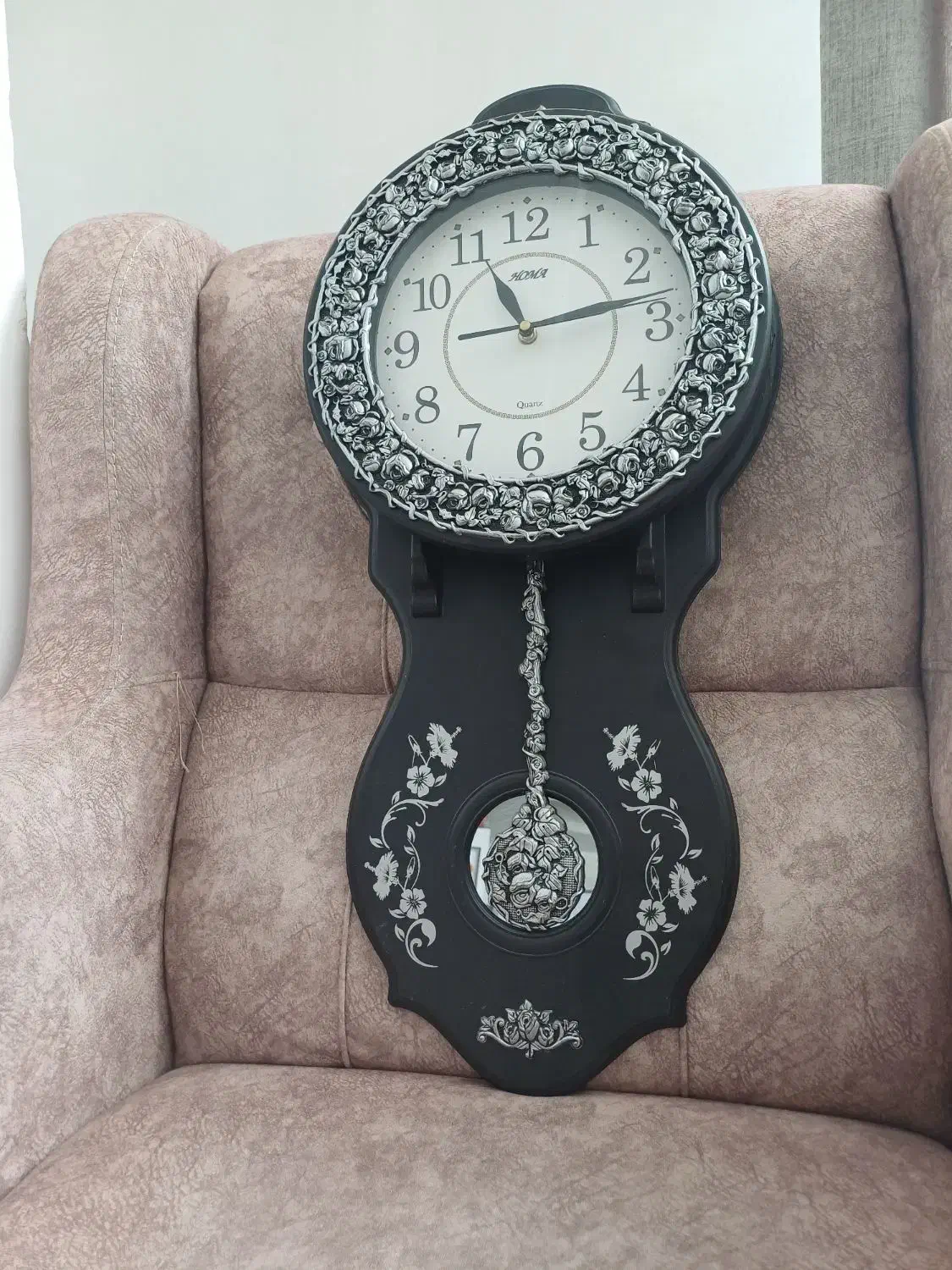 ساعت دیواری شیک فقط ۳۰۰ هزارتومن|ساعت دیواری و تزئینی|قدس, شهر‌قدس|دیوار