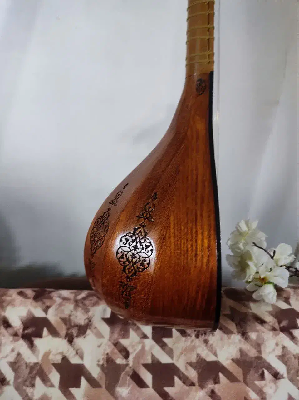 سه تار مفاخری|سازهای سنتی|رشت, توشیبا|دیوار