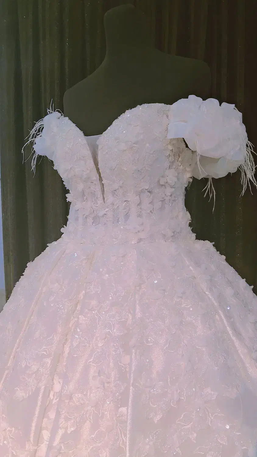 فروش لباس عروس|لباس|شهرکرد, |دیوار