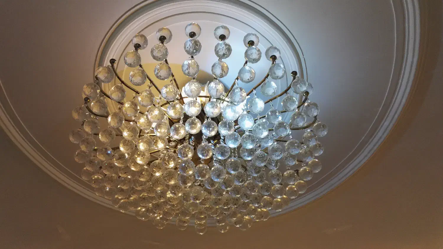 لوستر طلایی|لوستر و چراغ آویز|اهواز, گلستان|دیوار