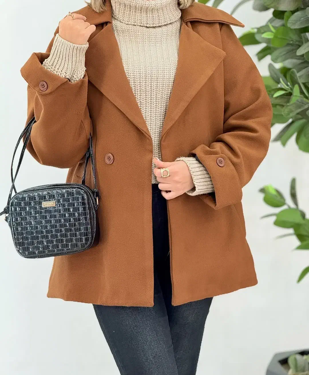 پالتو|لباس|یاسوج, |دیوار