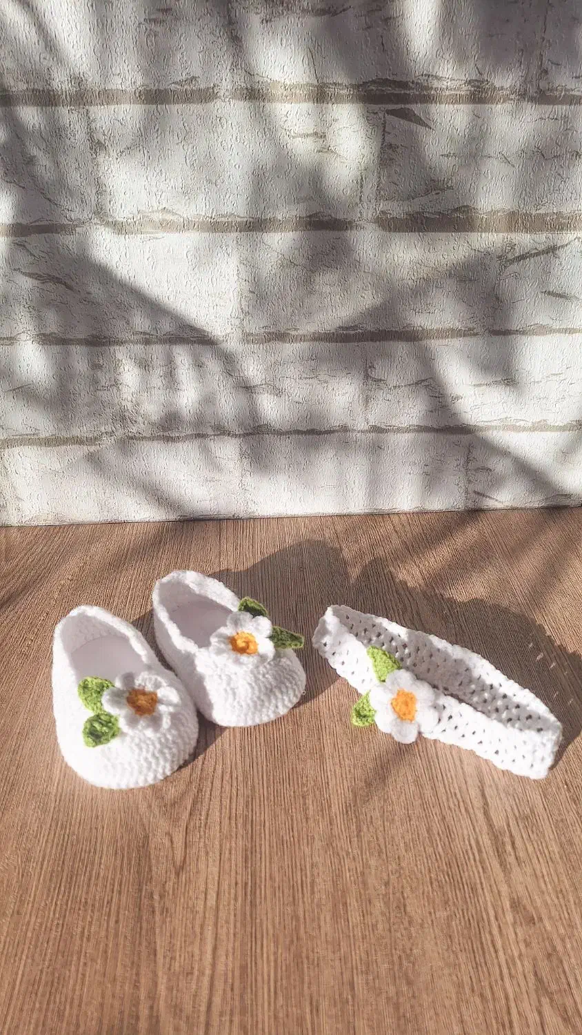 ست پاپوش و تل مو نوزاد|کفش و لباس بچه|شاهین‌شهر, فدک|دیوار