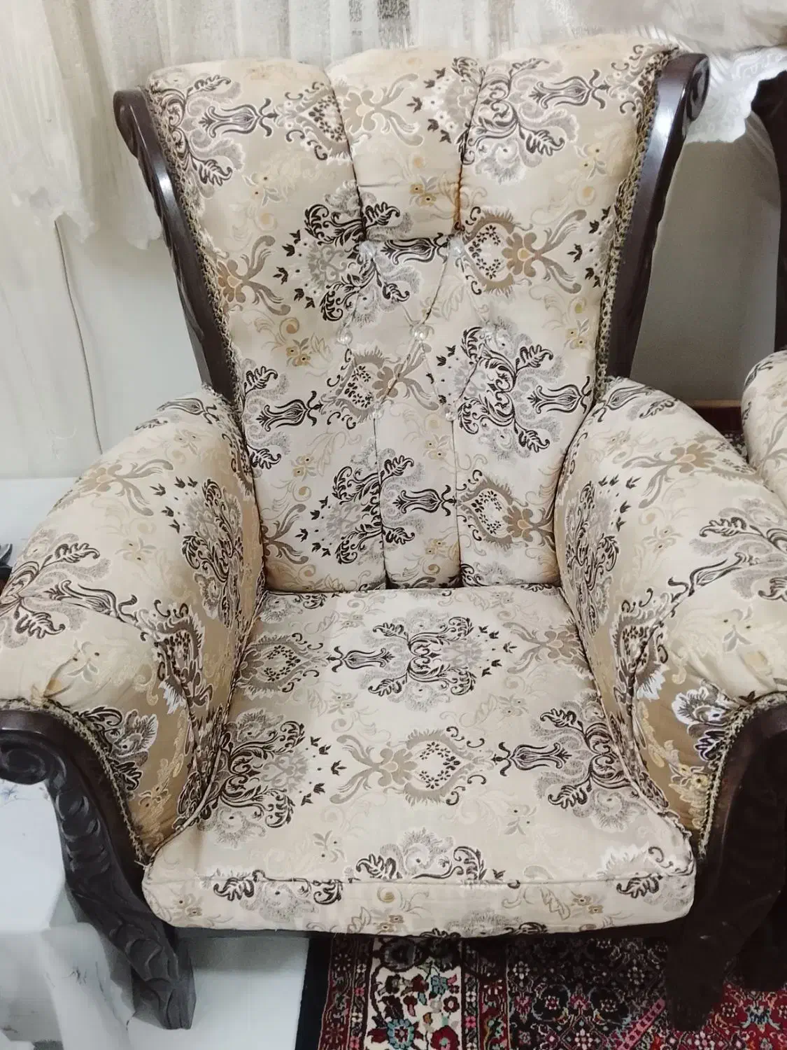 مبل 7نفره کاملاسالم چوب گردو|مبلمان خانگی و میز عسلی|تهران, مختاری|دیوار