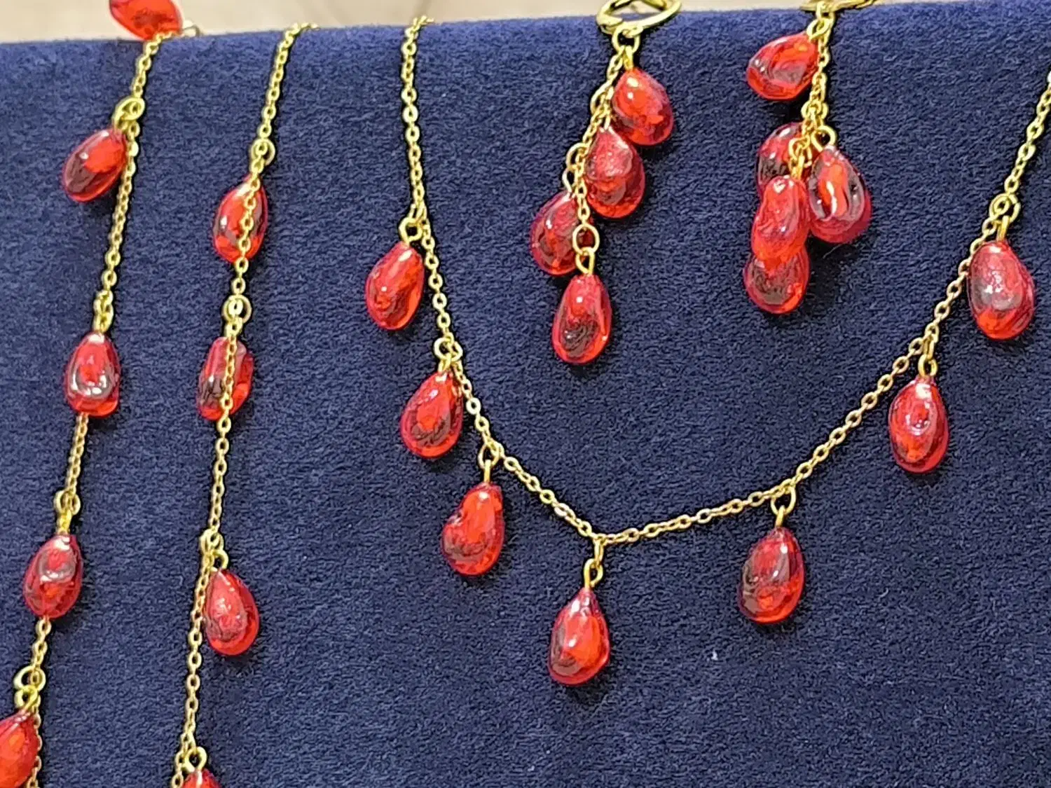 بدلیجات|بدلیجات|کاشان, ولیعصر|دیوار