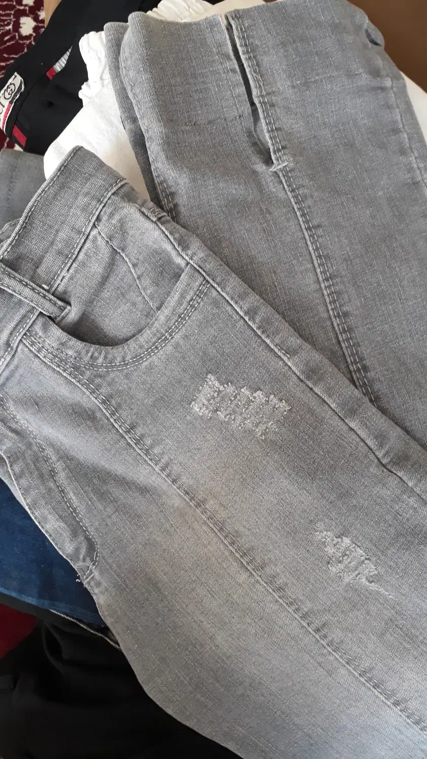 شلوار دخترانه به همراه یک عدد ژیله جین|لباس|خرم‌آباد, |دیوار