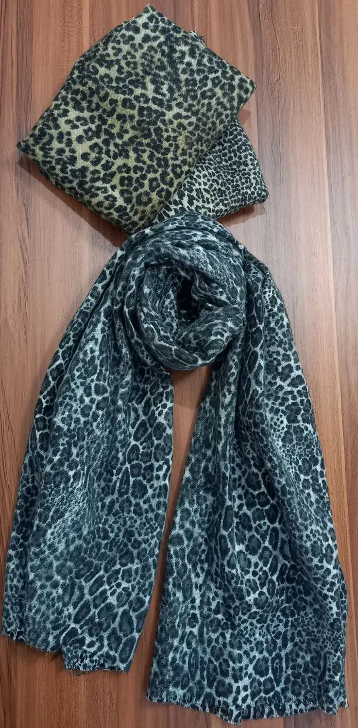 شال موهر|لباس|تبریز, |دیوار