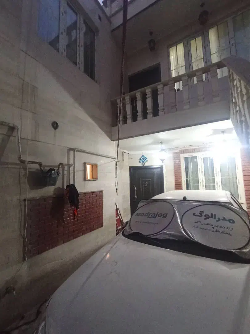 حیاط ۶۰ متری ماشینرو ۲ طبقه فول بازسازی شده|فروش خانه و ویلا|تهران, مظاهری|دیوار