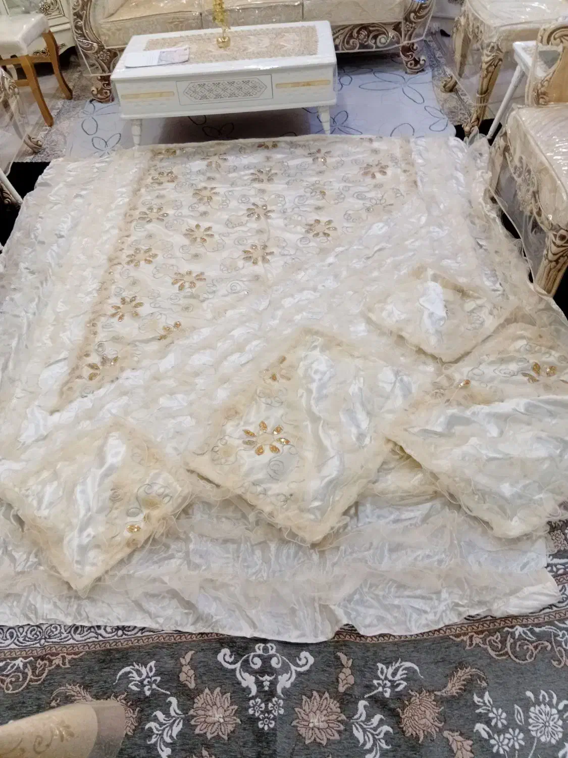 سرویس روتختی  و رومبلی ۹ نفره|سرویس روتختی|ورامین, ورامین|دیوار