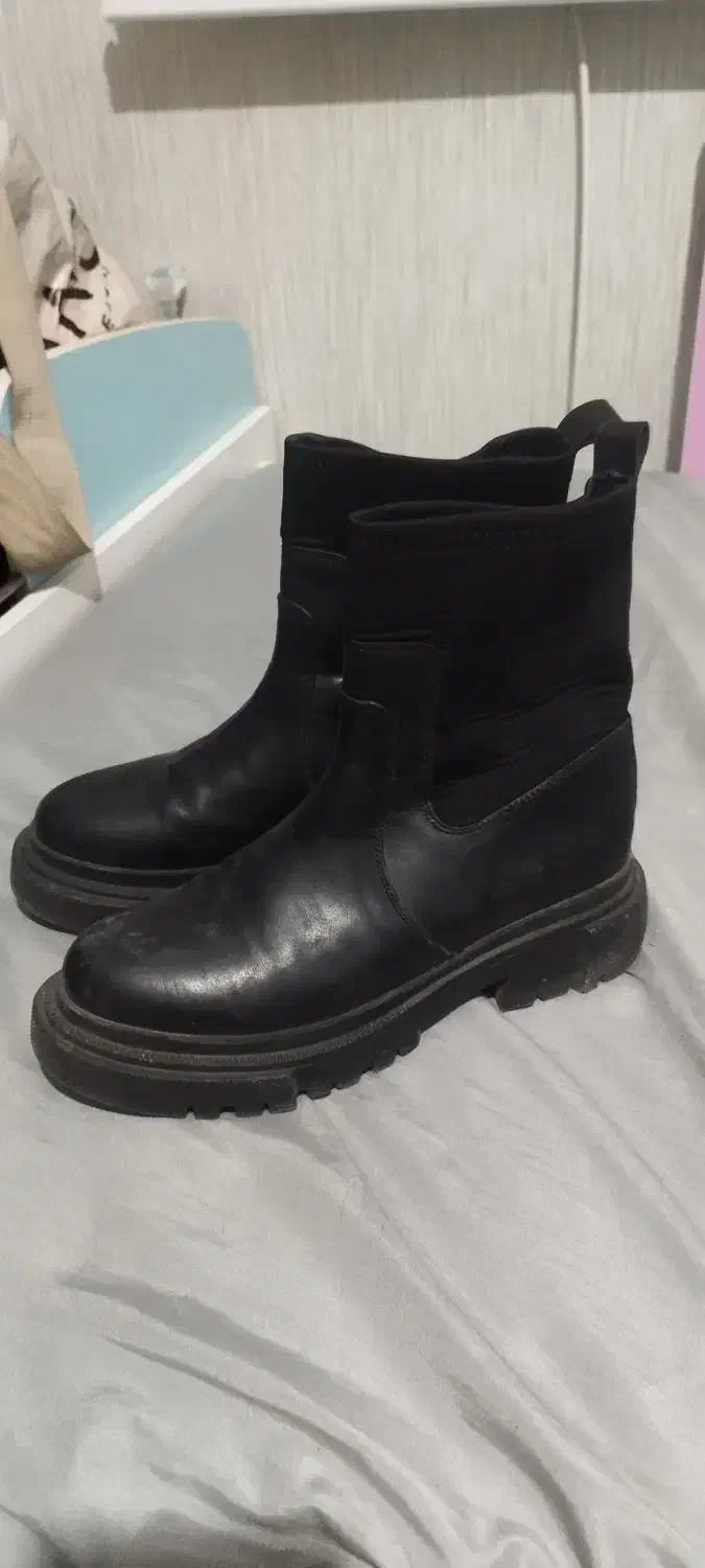 بوت سایز ۴۰|کیف، کفش، کمربند|پاکدشت, پاکدشت (مامازند)|دیوار