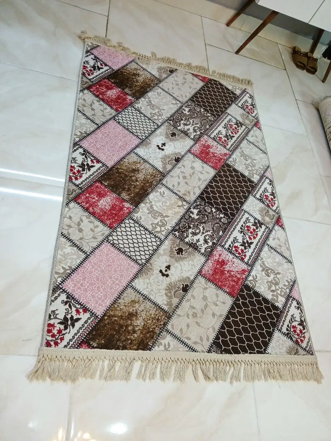 قالیچه یک در یک نیم|فرش|مشهد, پنجتن|دیوار