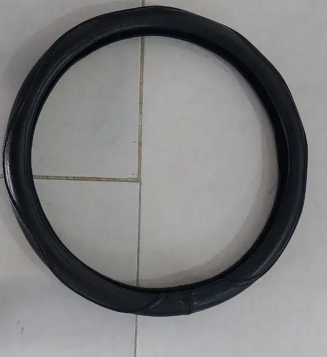 دور فرمون چرمی|کیف، کفش، کمربند|لاهیجان, امیرشهید|دیوار